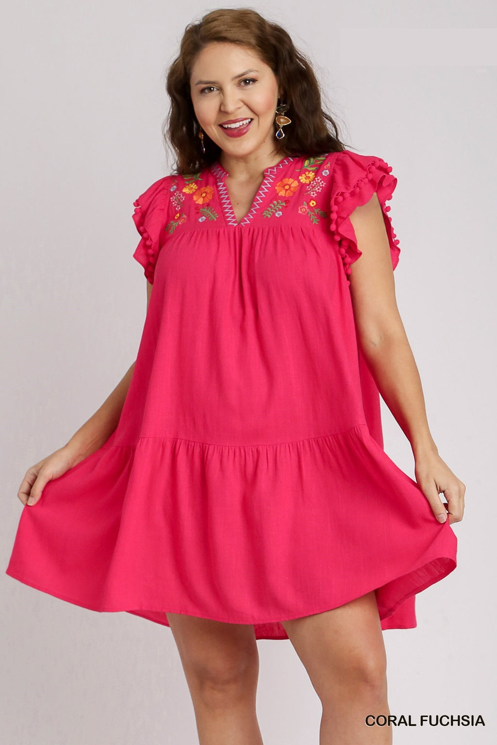 S58360 - PLUS Embroidery Short Dress – STYLE USA